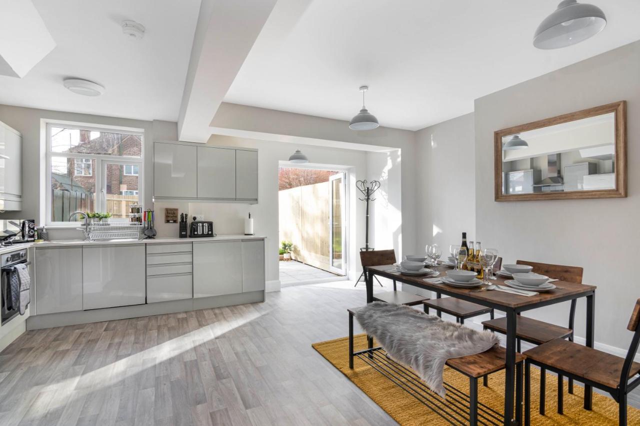 Spacious 3 Bed House, Netflix, Garden, Parking Southampton Exterior photo