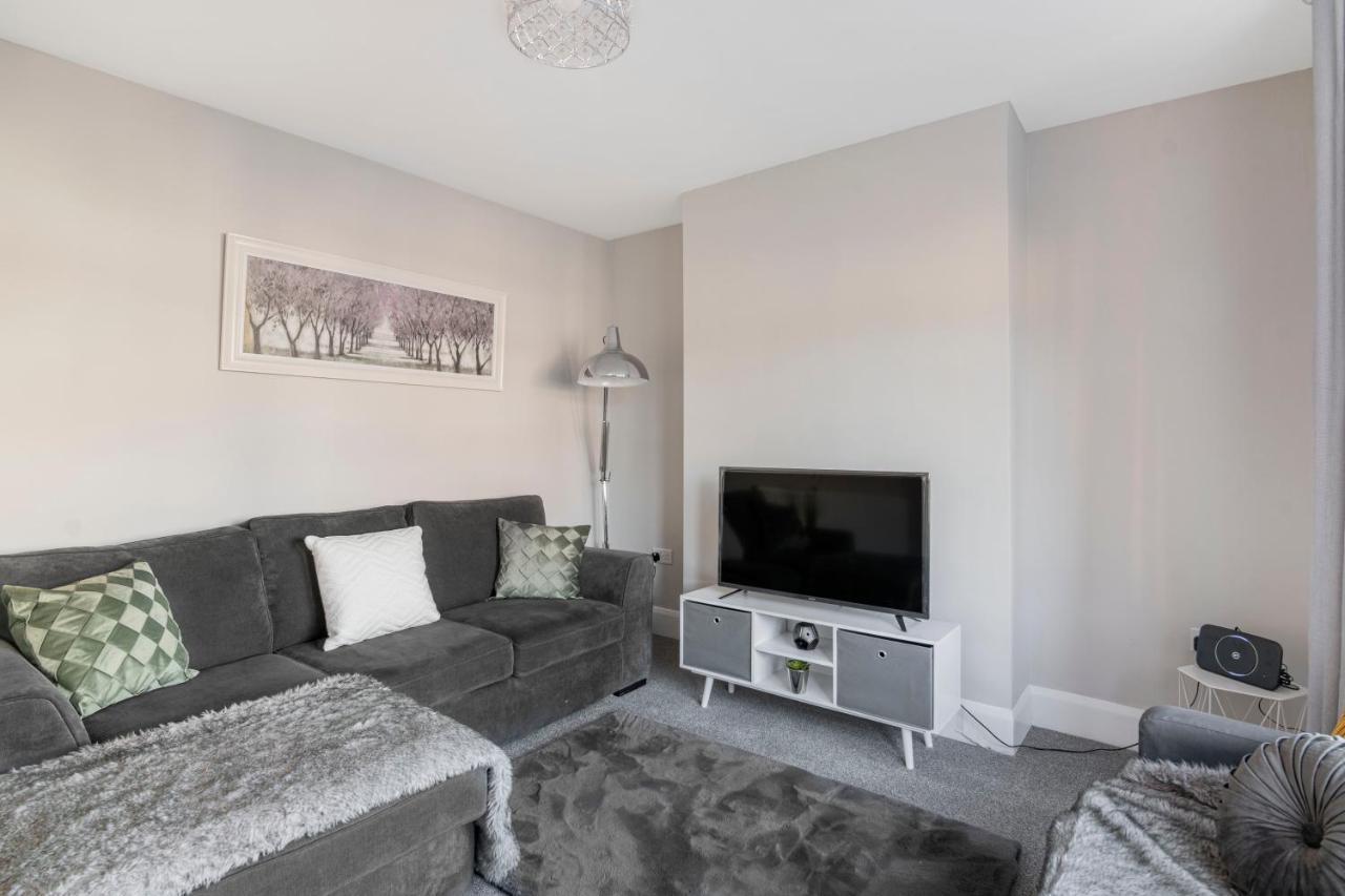 Spacious 3 Bed House, Netflix, Garden, Parking Southampton Exterior photo